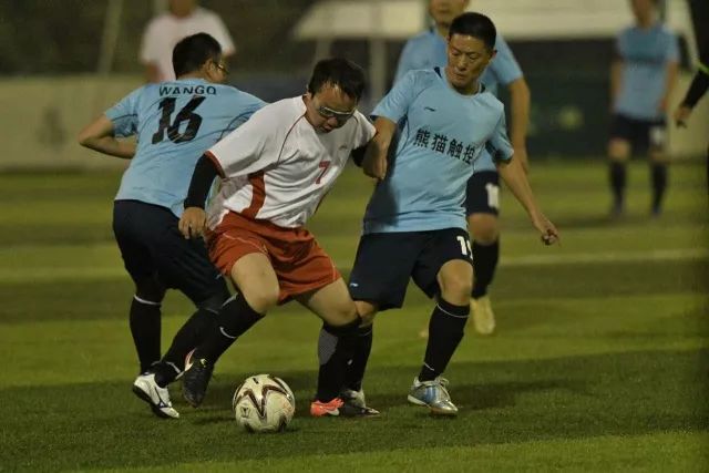 曼城去年4000万+奖金方式报价坎比亚索团队遭拒